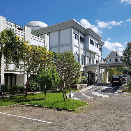 Grand Royal Taliwang Hotel Esterno foto