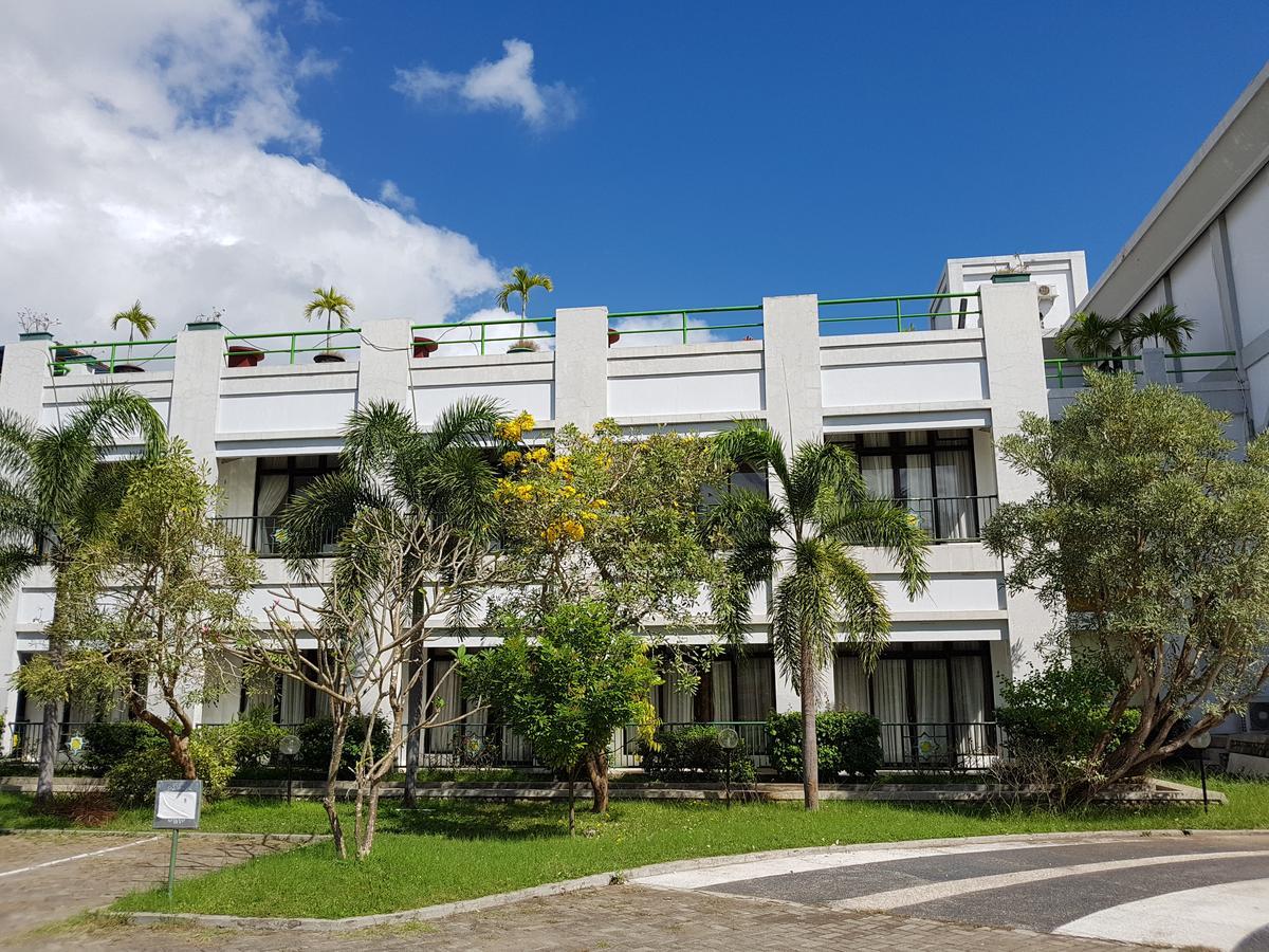 Grand Royal Taliwang Hotel Esterno foto