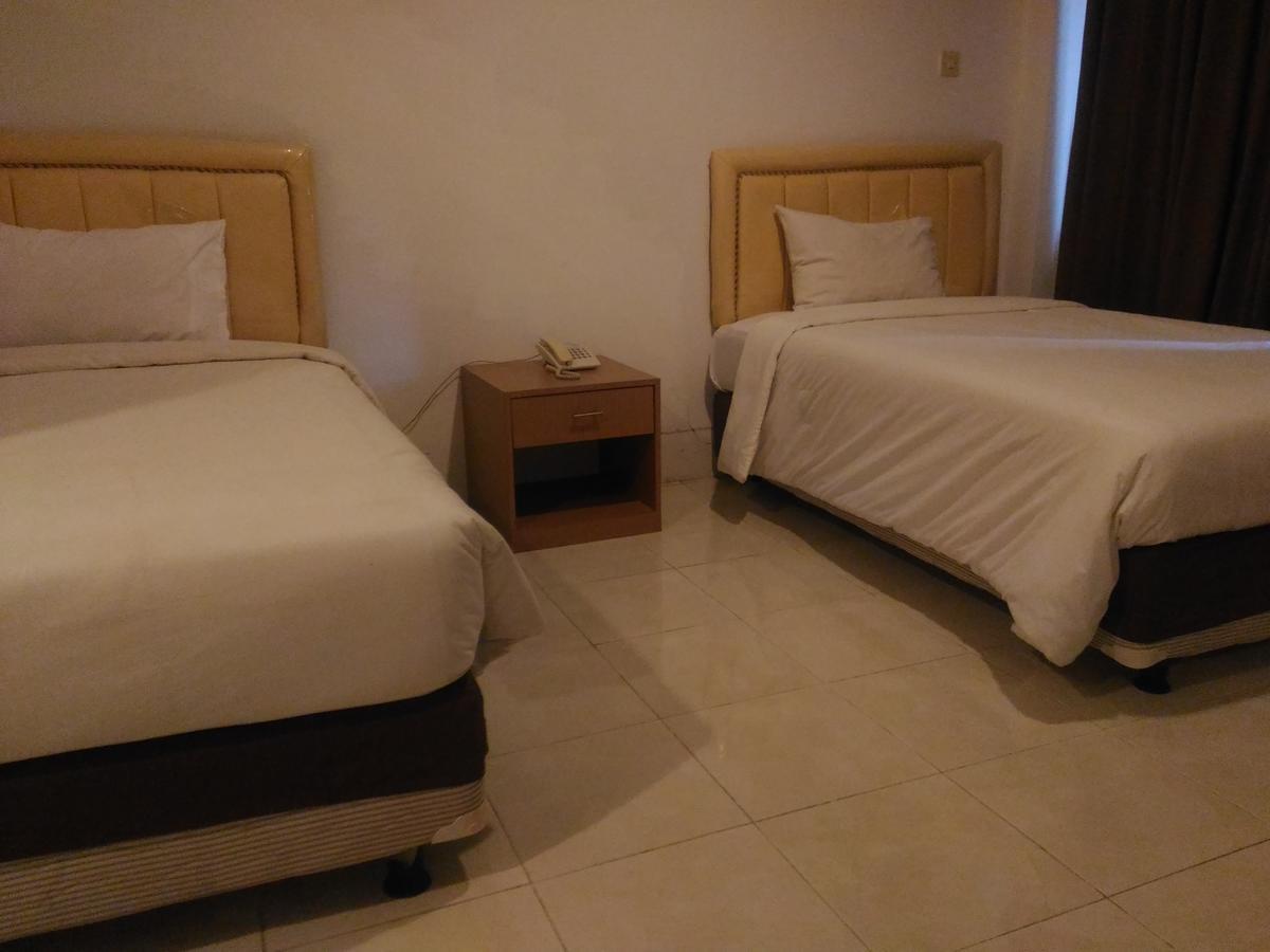 Grand Royal Taliwang Hotel Camera foto