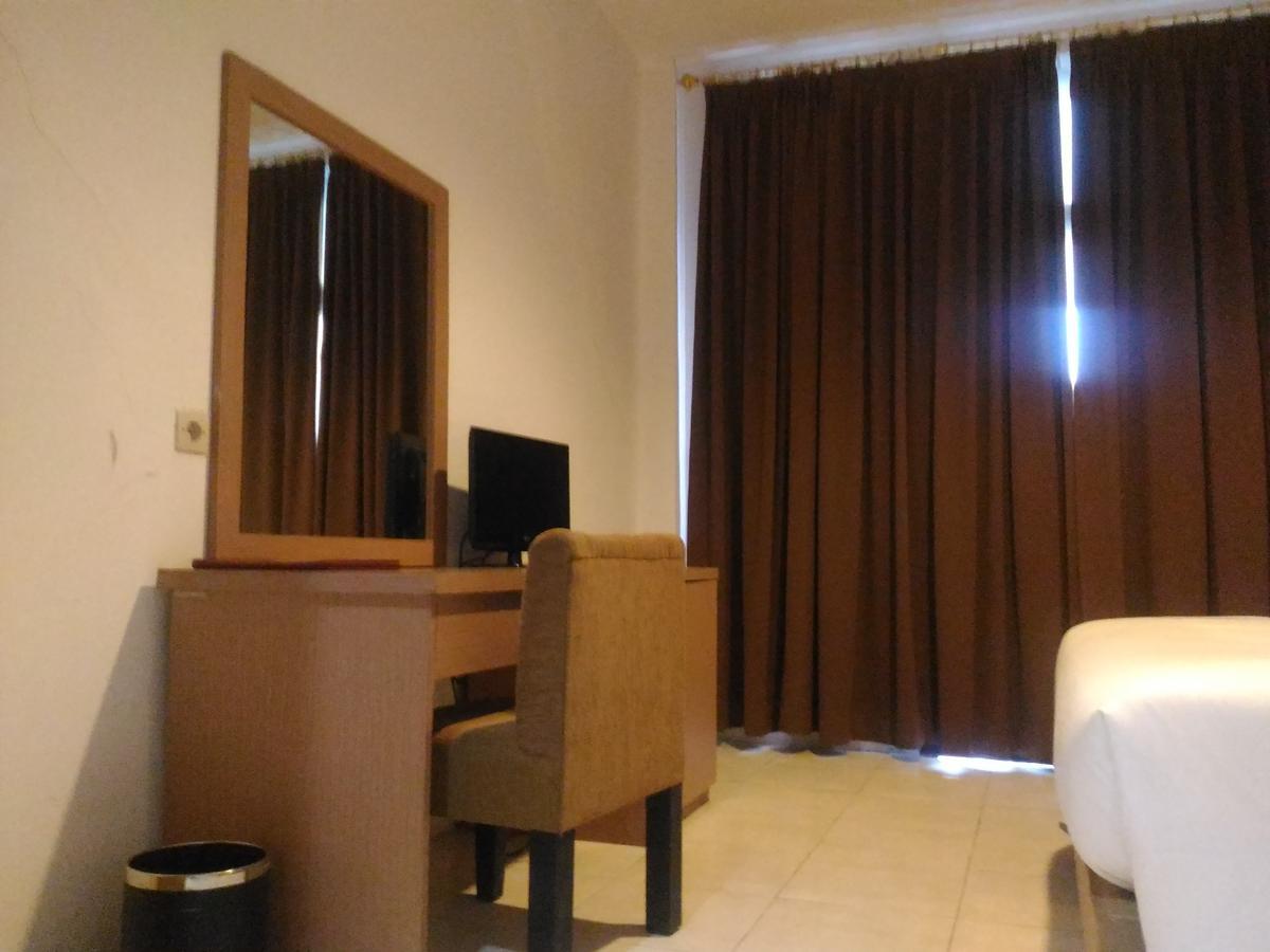 Grand Royal Taliwang Hotel Camera foto