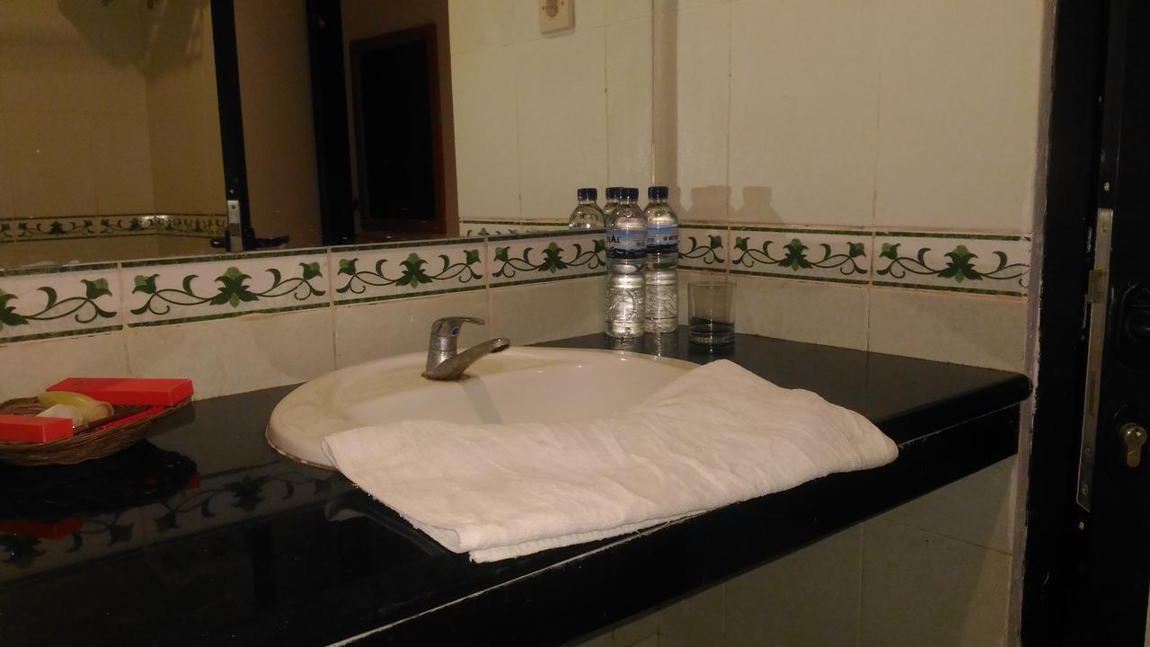 Grand Royal Taliwang Hotel Camera foto